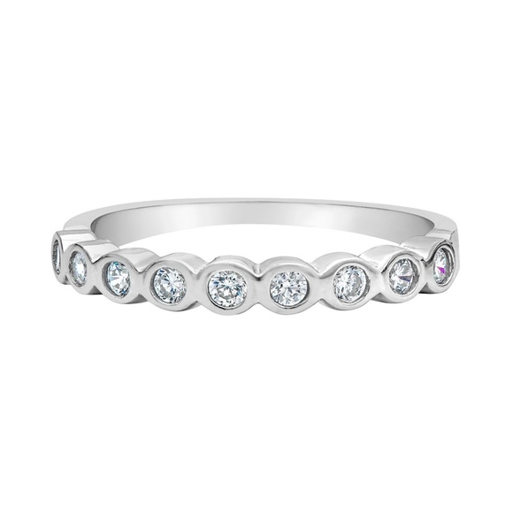 Cubic Zirconia & Sterling Silver Band - Picture 1 of 1